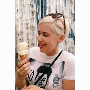 Meet your Posher, Dannika